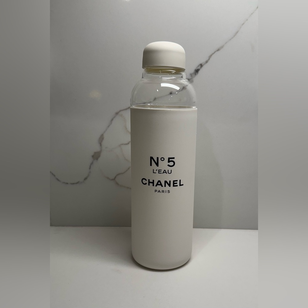 CHANEL N°5 L'Eau Water Bottle